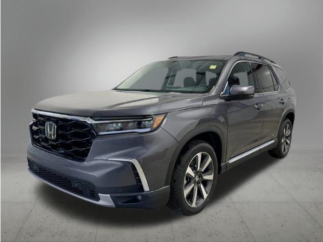 2025 Honda Pilot Touring's photo