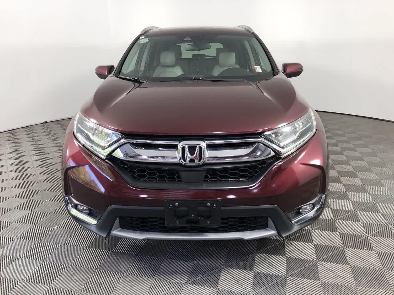 2017 Honda CR-V Touring photo 2