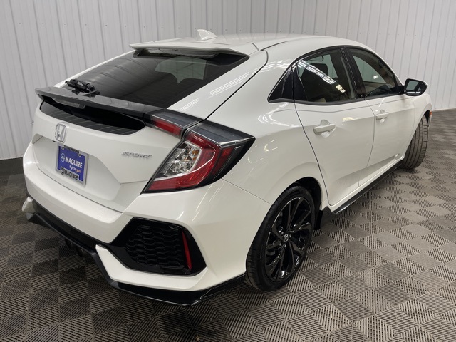 2017 Honda Civic Sport photo 3