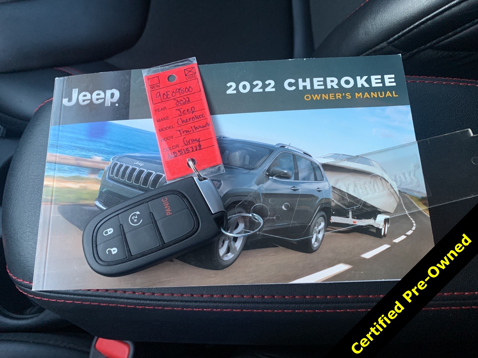 2022 Jeep Cherokee Trailhawk photo 23