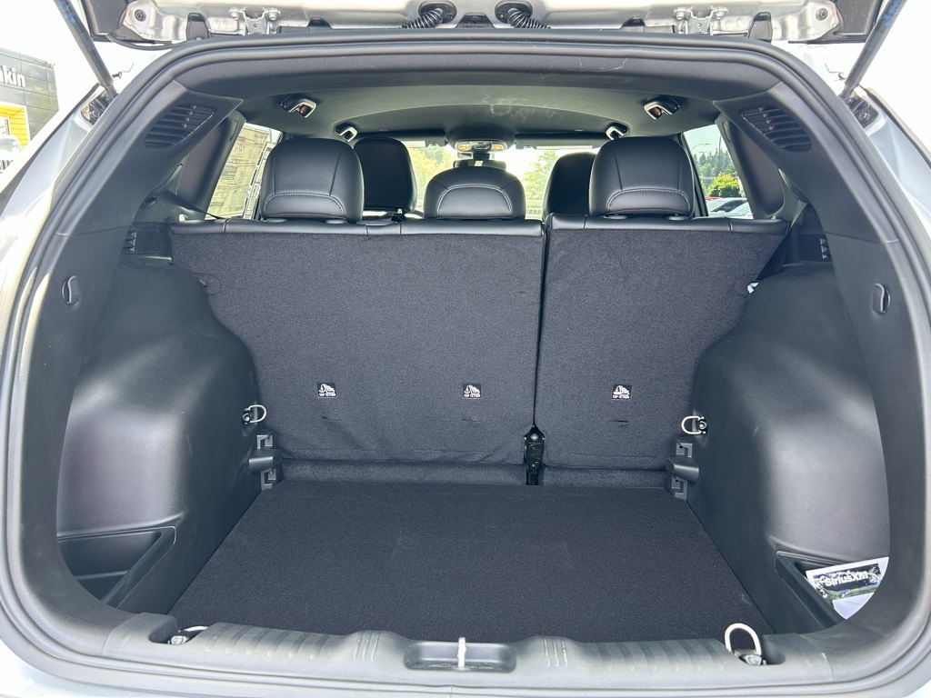 2025 Jeep Compass Latitude photo 24