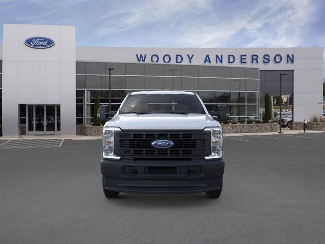 2026 Ford F-350 photo 6