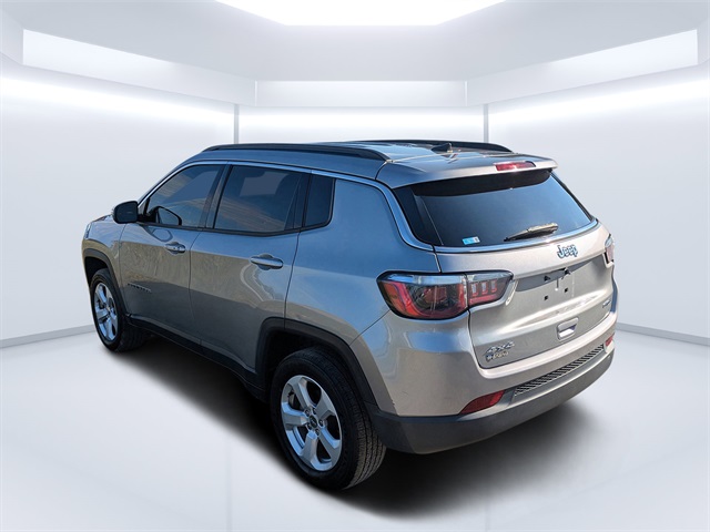 2020 Jeep Compass Latitude photo 4