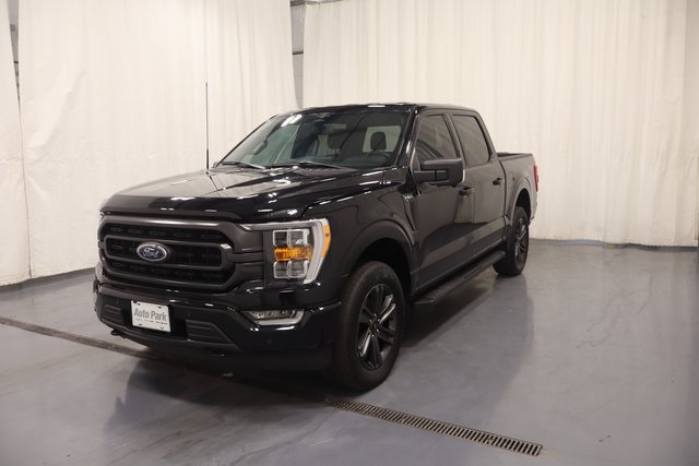 2023 Ford F-150 XLT photo 3