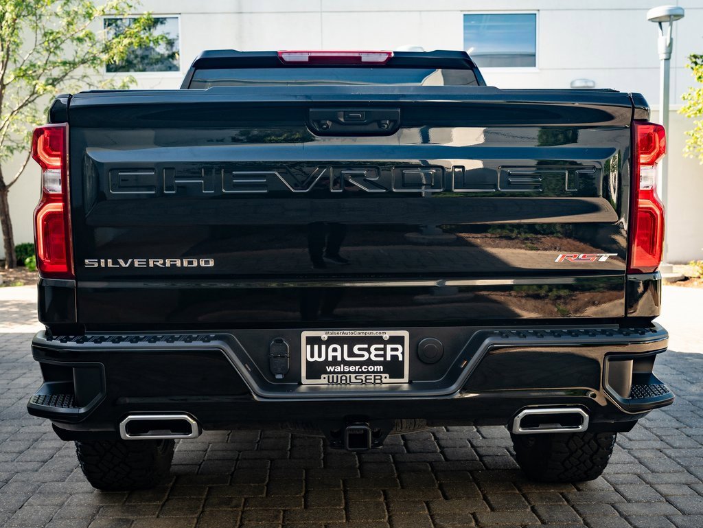 2024 Chevrolet Silverado 1500 RST photo 7