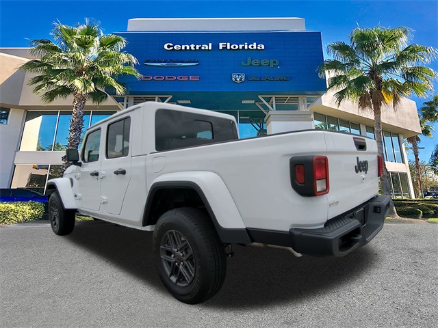 2025 Jeep Gladiator Sport S photo 4