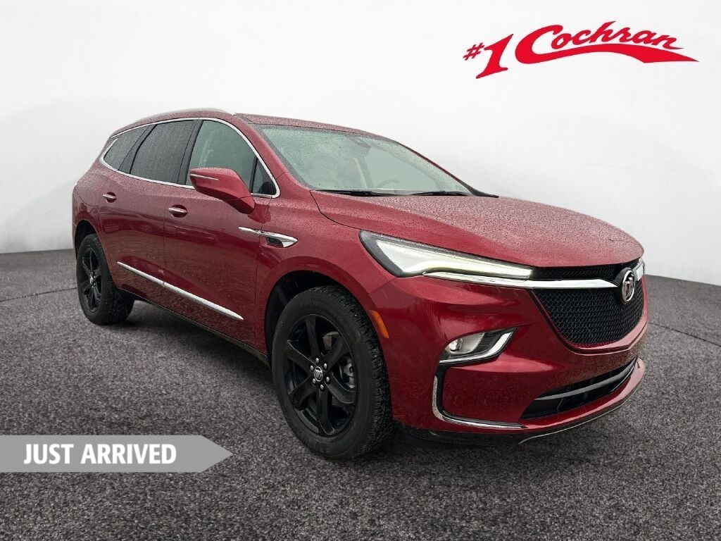2023 Buick Enclave Essence's photo