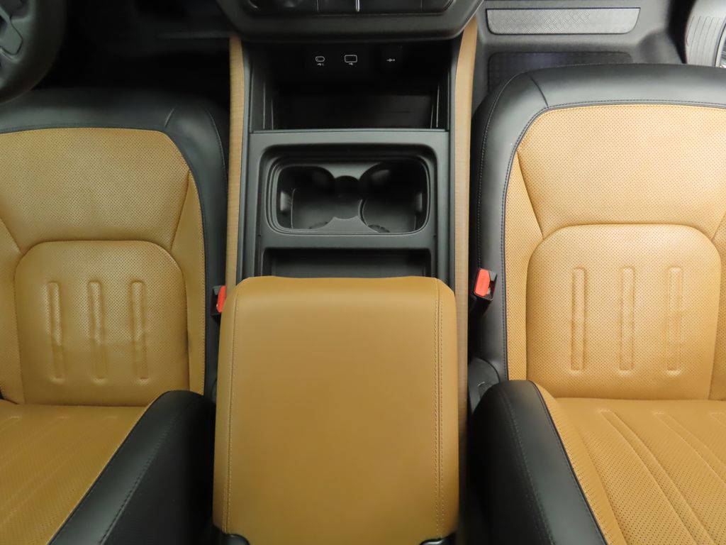 2021 Land Rover Defender 90 X photo 14