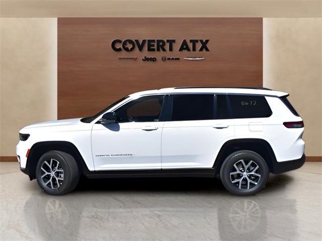 2025 Jeep Grand Cherokee Limited photo 2