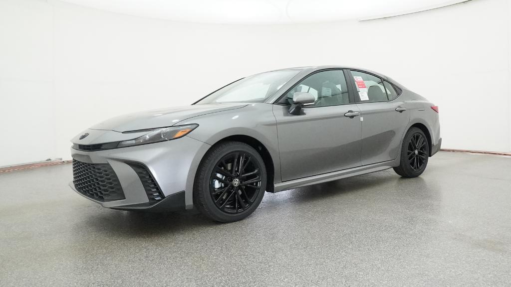 2026 Toyota Camry SE photo 3