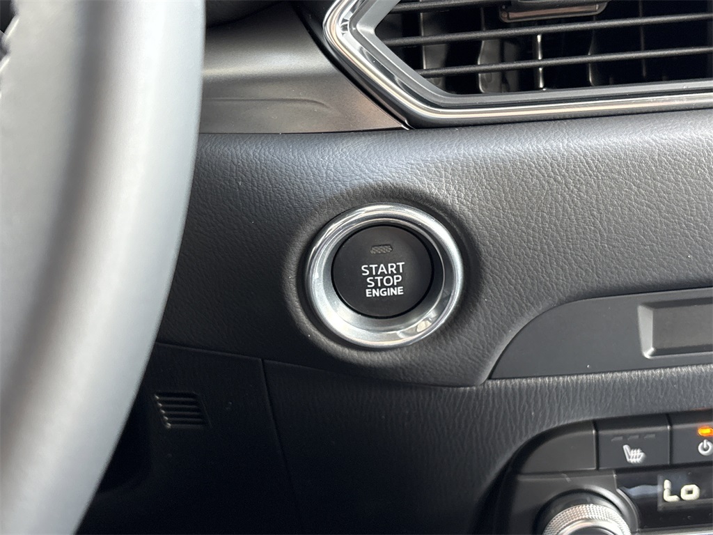 2025 Mazda CX-5 2.5 Select photo 21