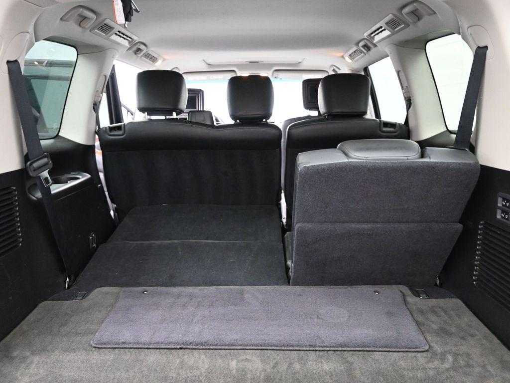 2017 Infiniti QX80 Base photo 12