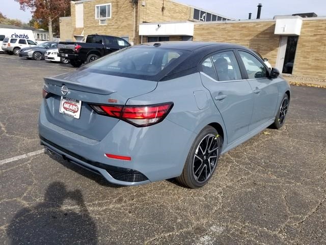 2025 Nissan Sentra SR photo 4