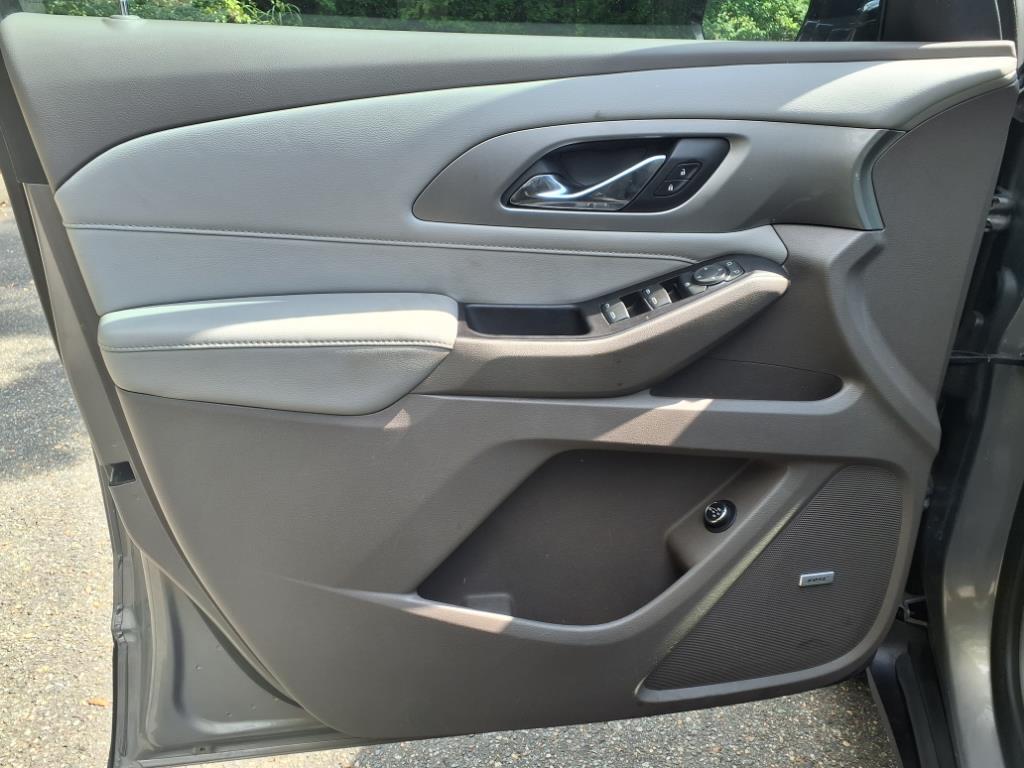 2019 Chevrolet Traverse Leather photo 9