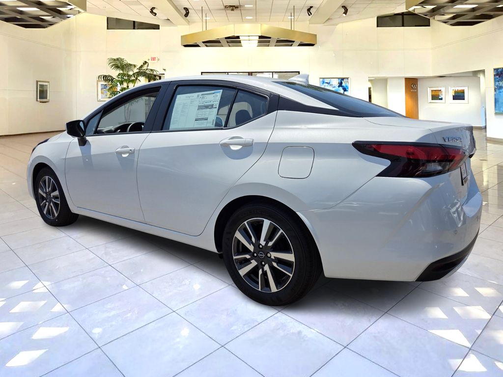 2025 Nissan Versa SV photo 3