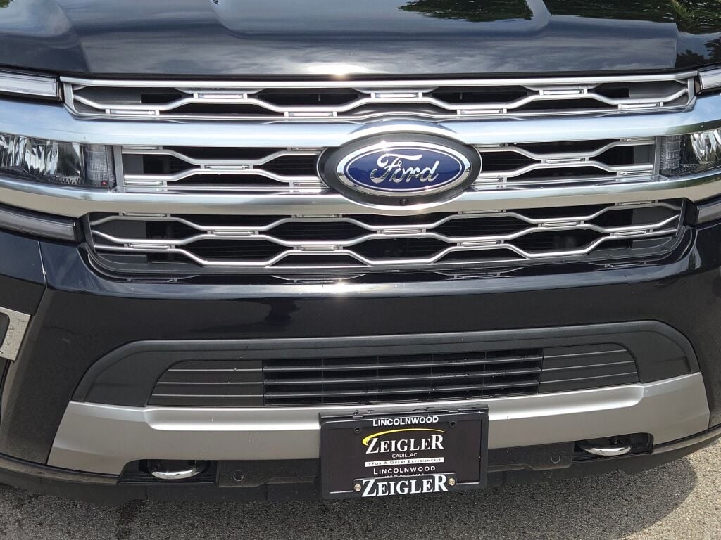 2023 Ford Expedition Platinum photo 5