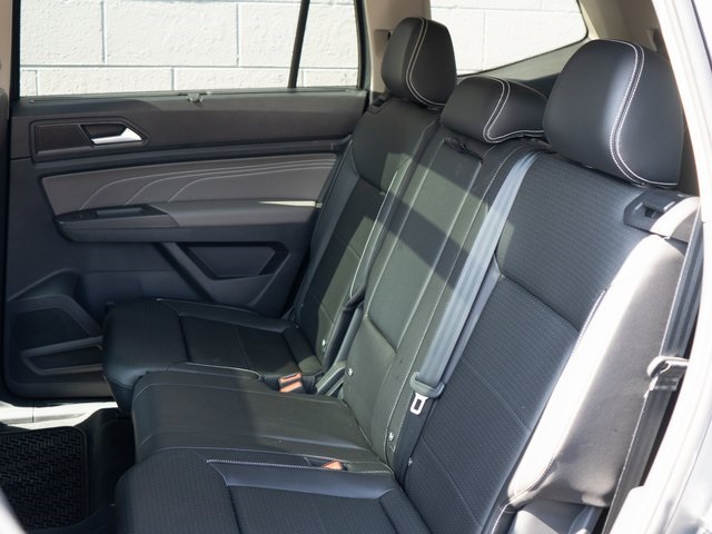 2023 Volkswagen Atlas SEL photo 18
