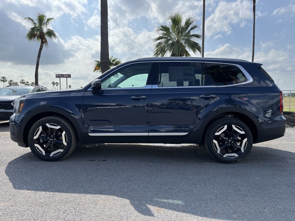 2025 Kia Telluride S photo 2