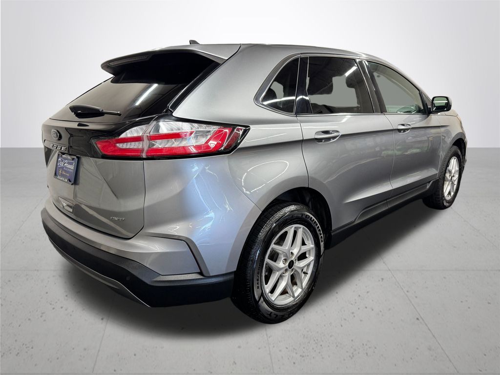 2024 Ford Edge SEL photo 7