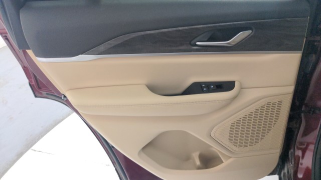 Used 2023 RED Jeep Limited image 30