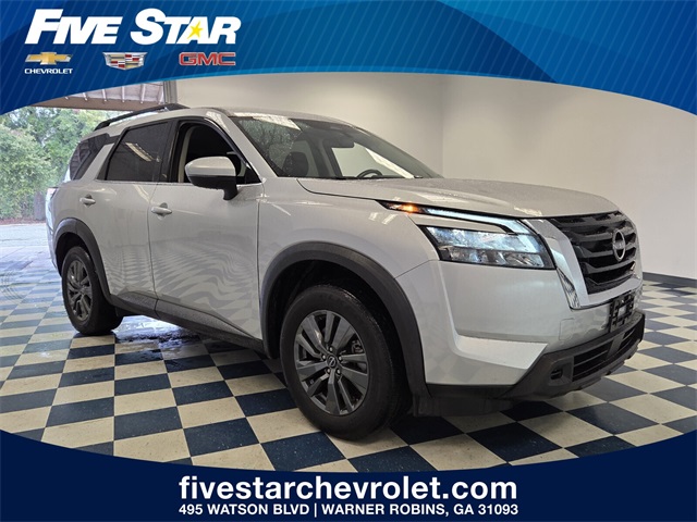 2023 Nissan Pathfinder SV