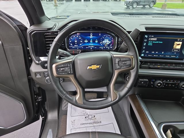 2024 Chevrolet Silverado 3500HD High Country photo 13