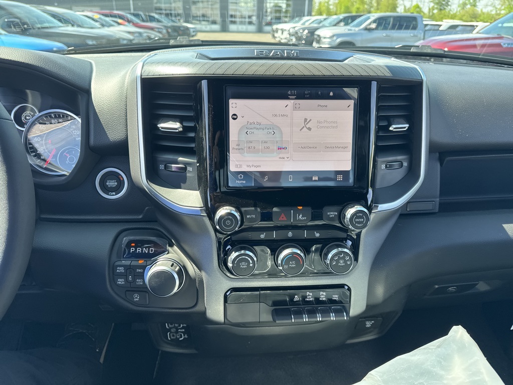 2025 Ram 1500 Big Horn Lone Star photo 4