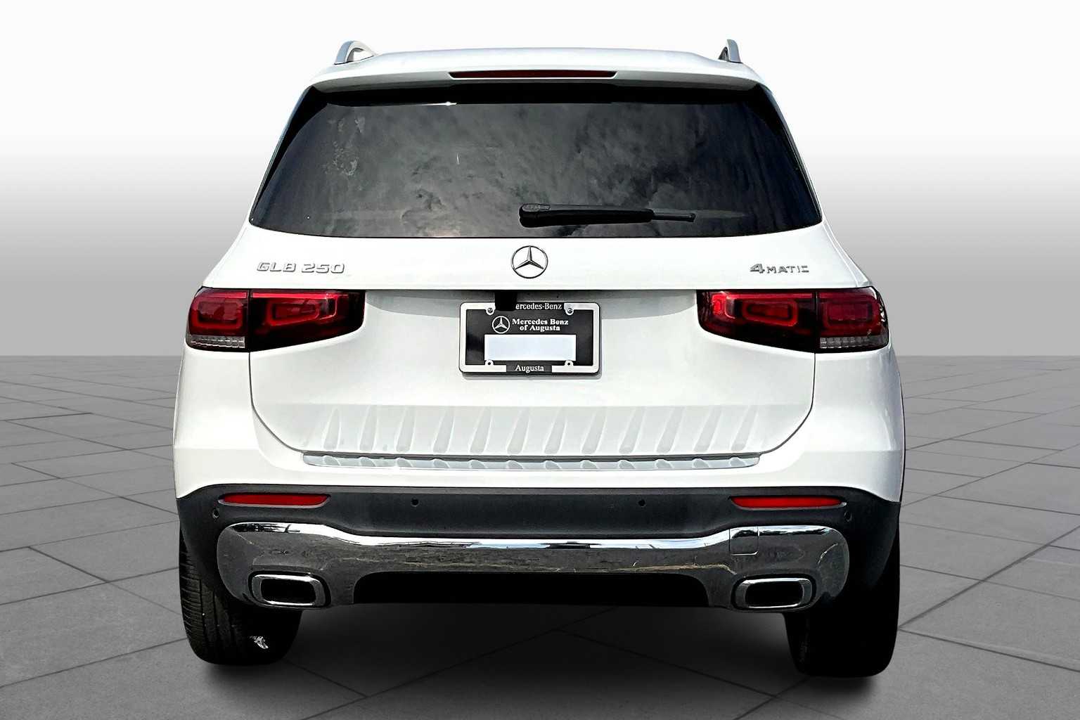2021 Mercedes Benz GLB 250 4MATIC photo 4