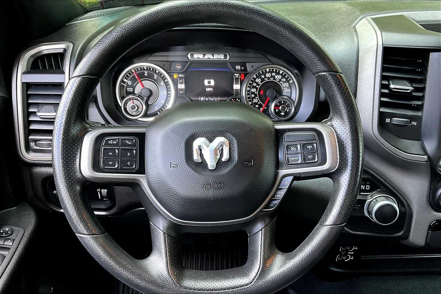 2022 Ram 2500 Tradesman photo 5