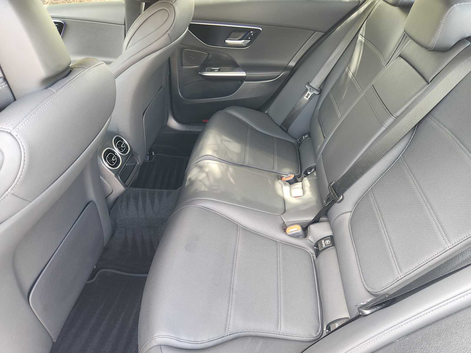 2025 Mercedes Benz C 300 photo 25