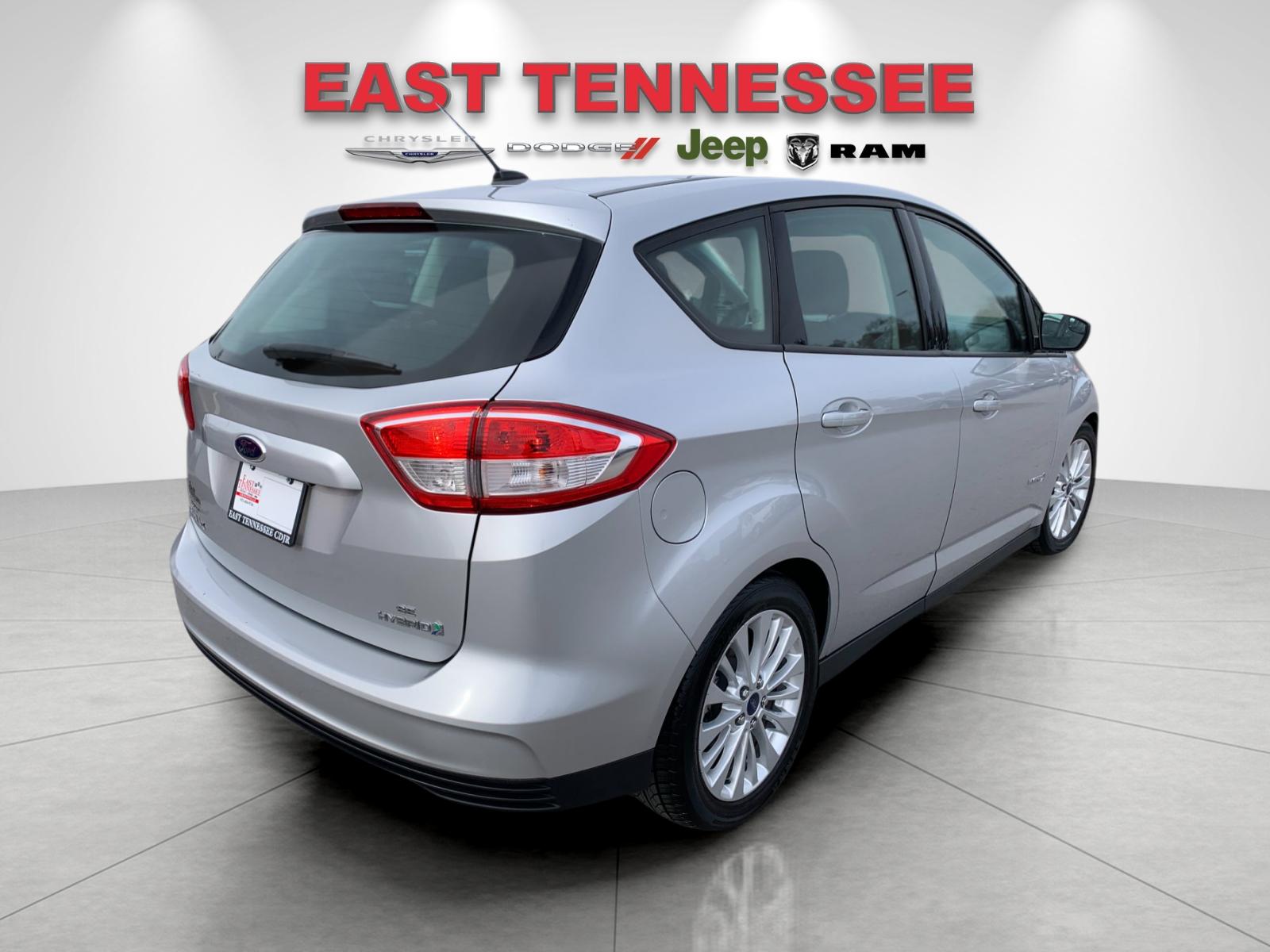 2017 Ford C-Max Hybrid SE photo 3