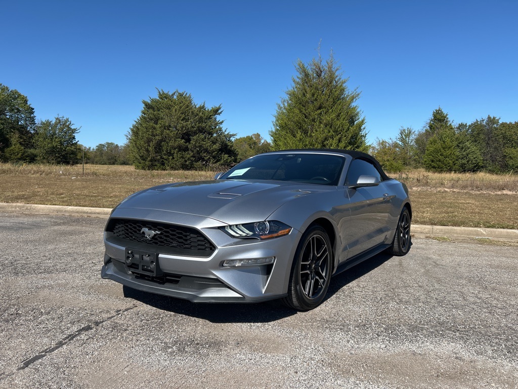 2023 Ford Mustang EcoBoost Premium's photo