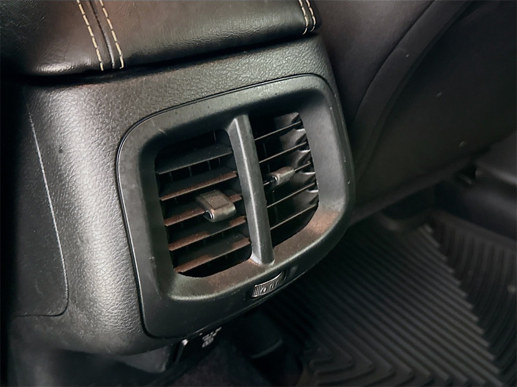 2016 Jeep Cherokee Latitude photo 24