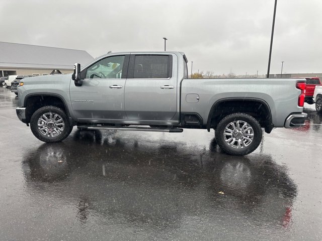 2024 Chevrolet Silverado 2500HD LTZ photo 4