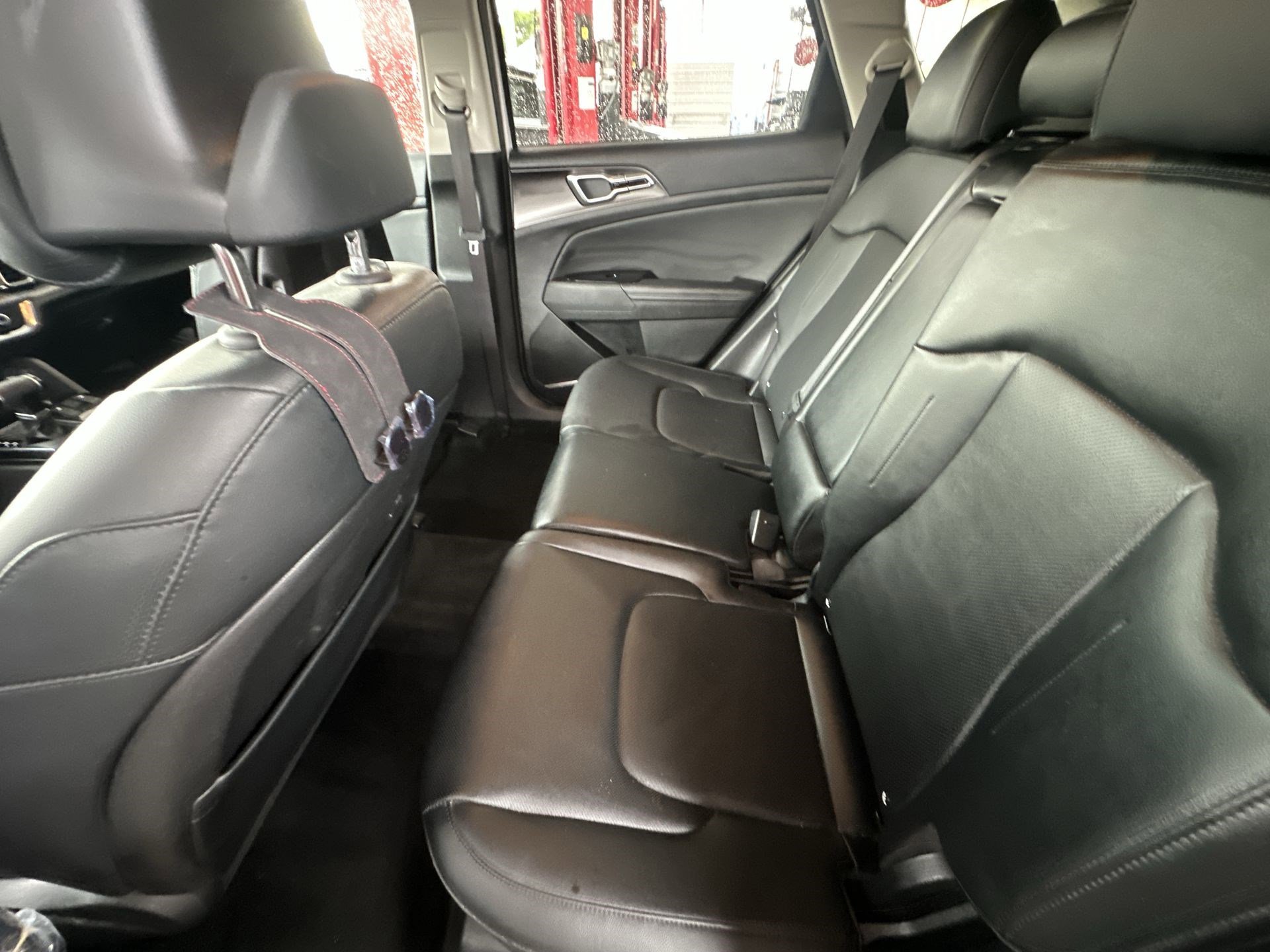 2023 Kia Sportage EX photo 22