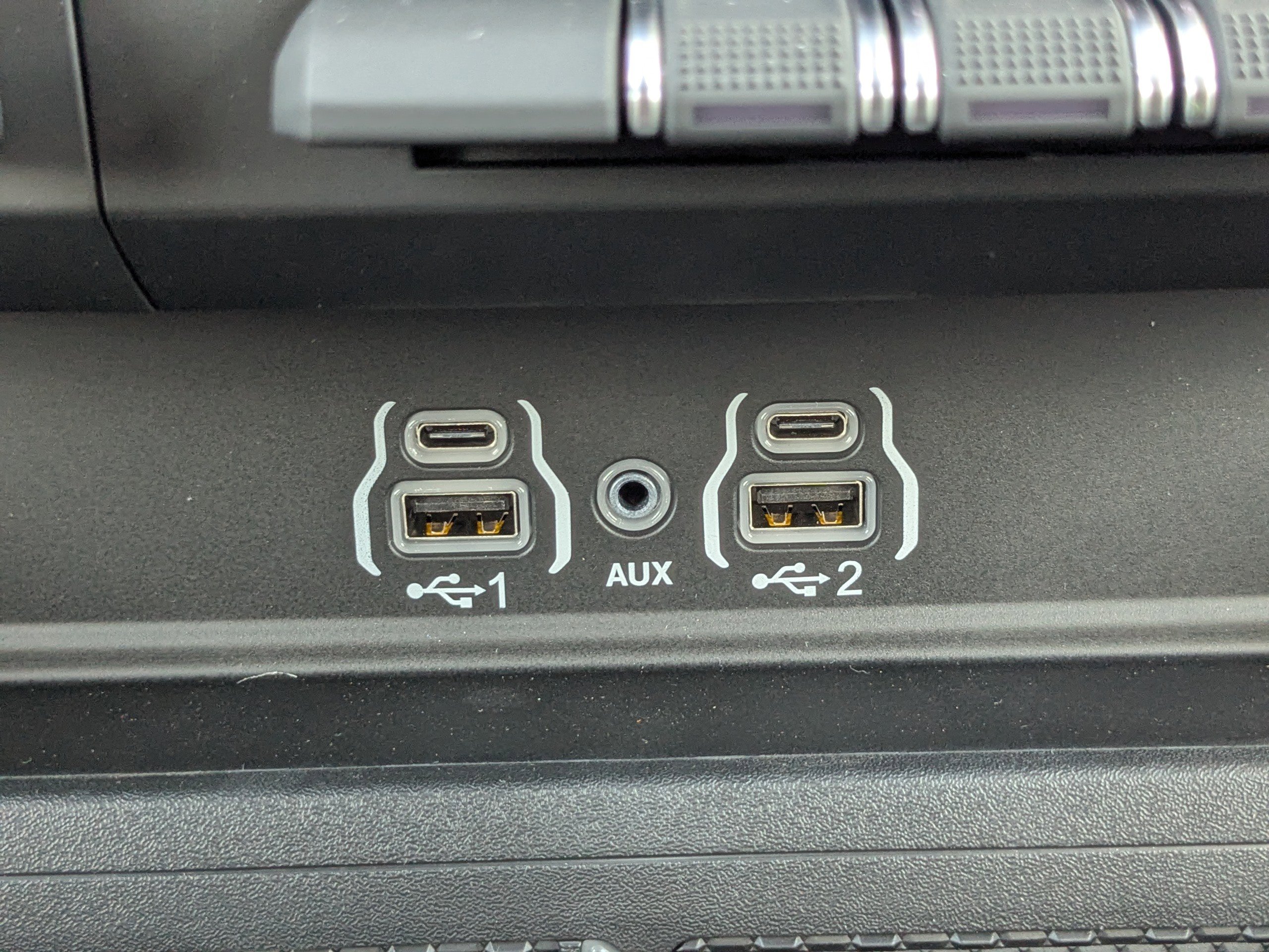 2026 Ram 1500 Laramie photo 19