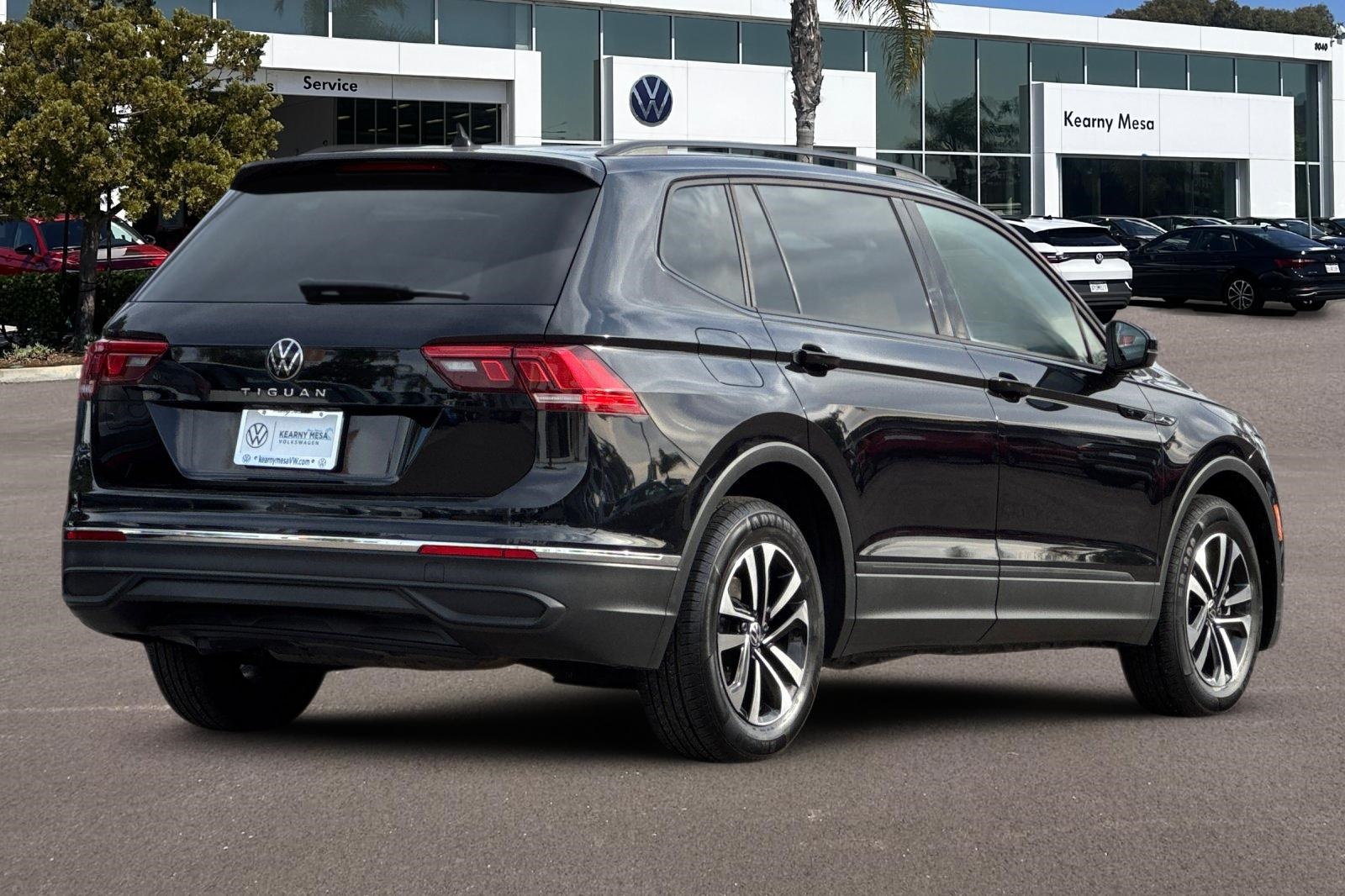 2023 Volkswagen Tiguan S photo 4