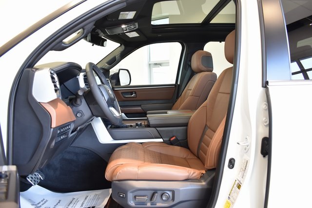 2025 Toyota Tundra 1794 Edition photo 17