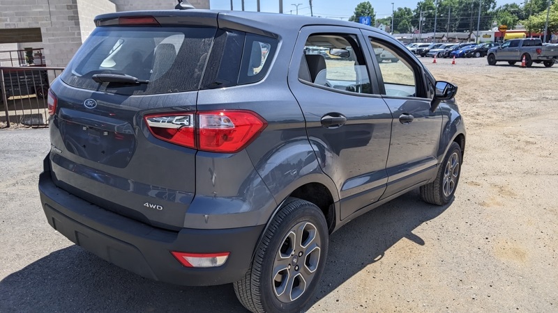 2022 Ford EcoSport S photo 3