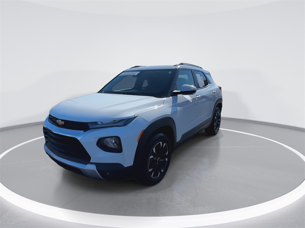 2022 Chevrolet Trailblazer LT photo 3