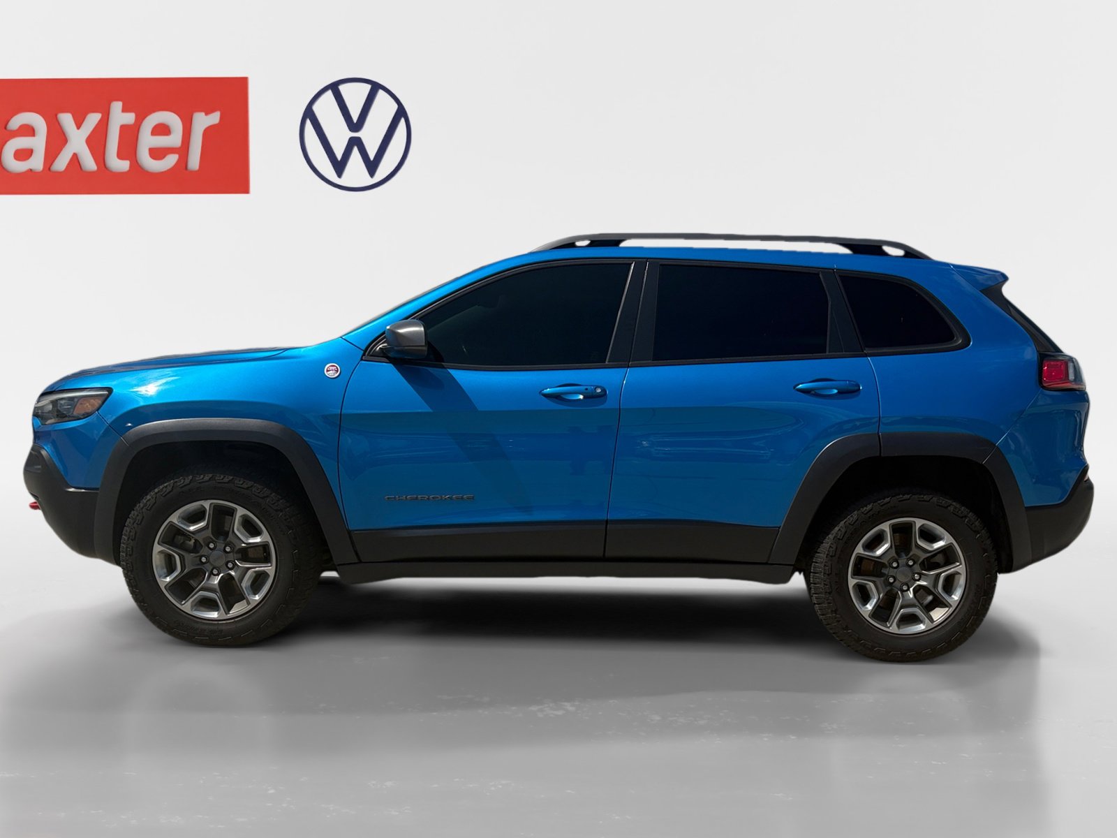 2019 Jeep Cherokee Trailhawk photo 2
