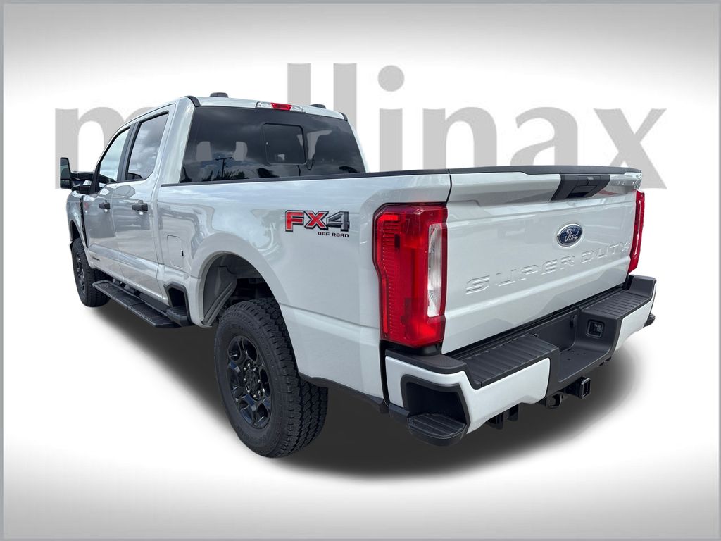 2026 Ford F-250 photo 3