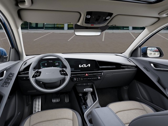 New 2025 Mineral Blue Kia SX image 14