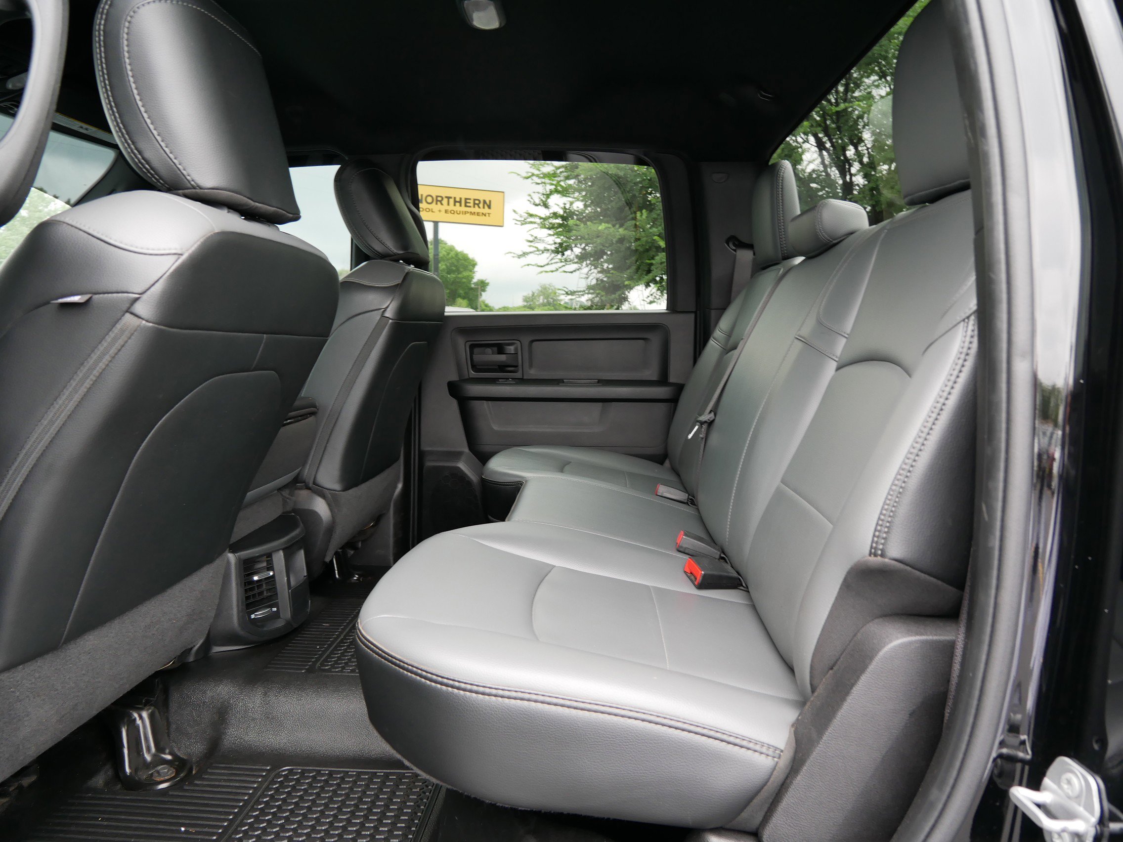 2021 Ram 3500 Tradesman photo 12