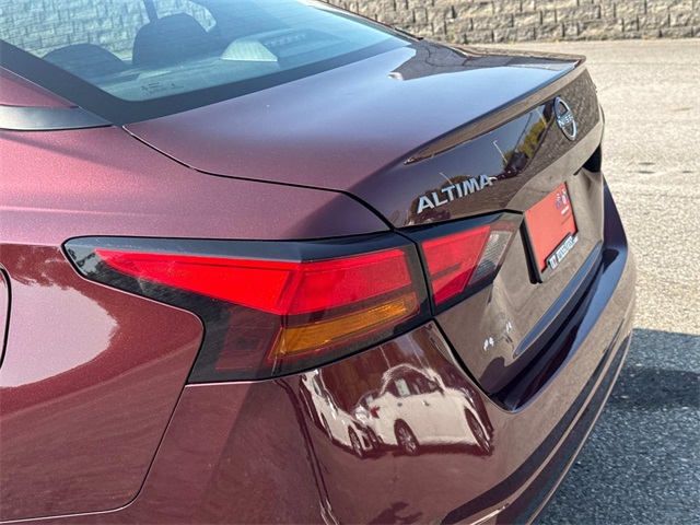 2024 Nissan Altima 2.5 SV photo 12