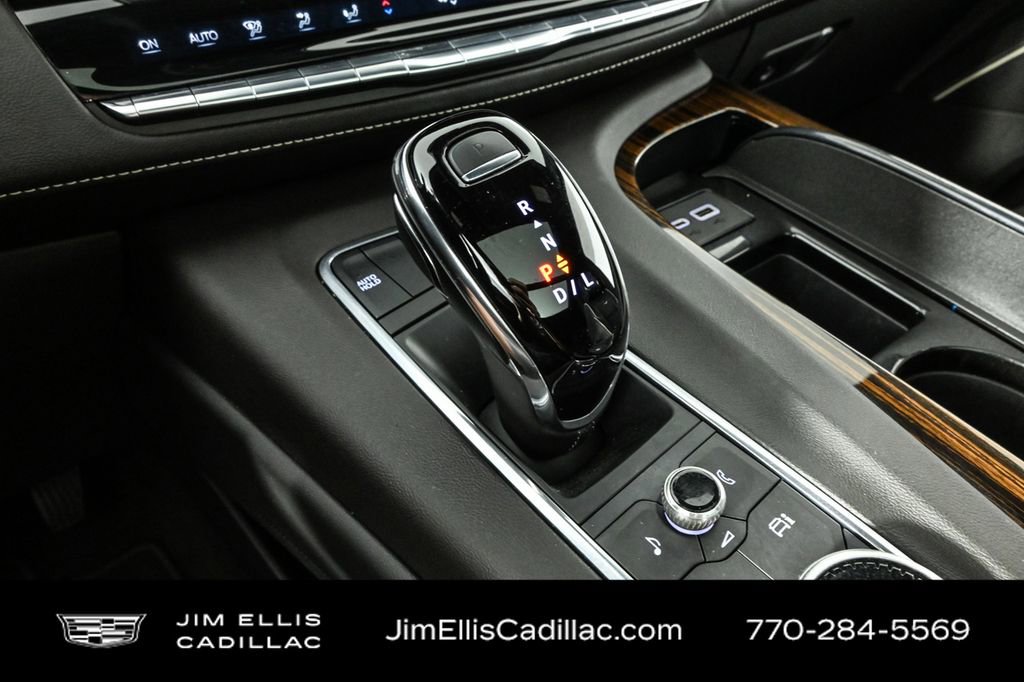 2022 Cadillac Escalade Premium Luxury photo 13