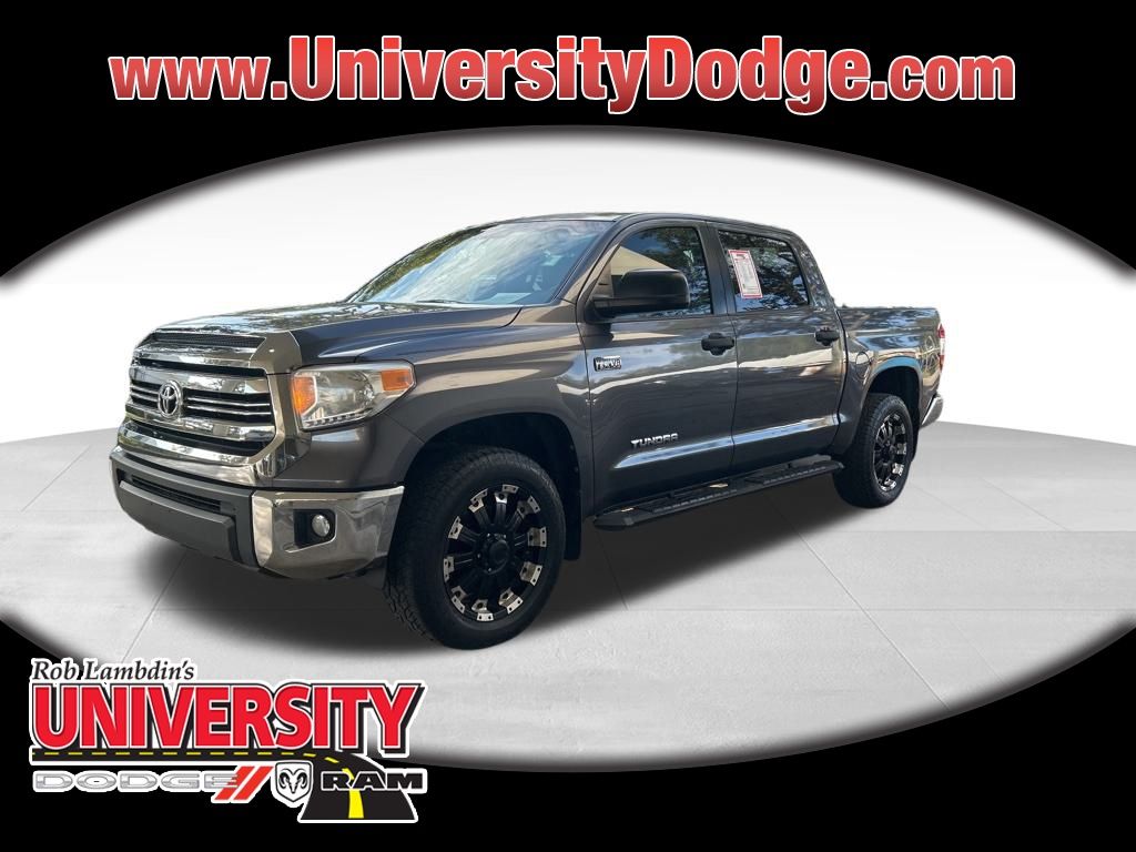2017 Toyota Tundra SR5's photo
