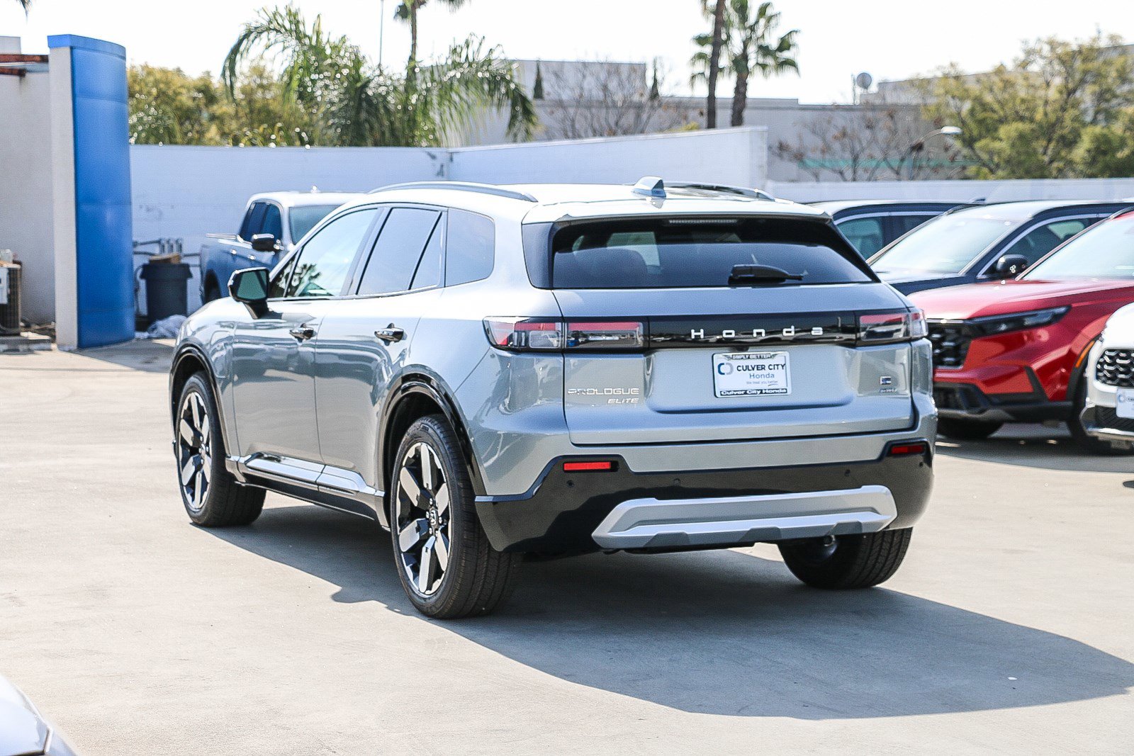 2025 Honda Prologue Elite photo 3