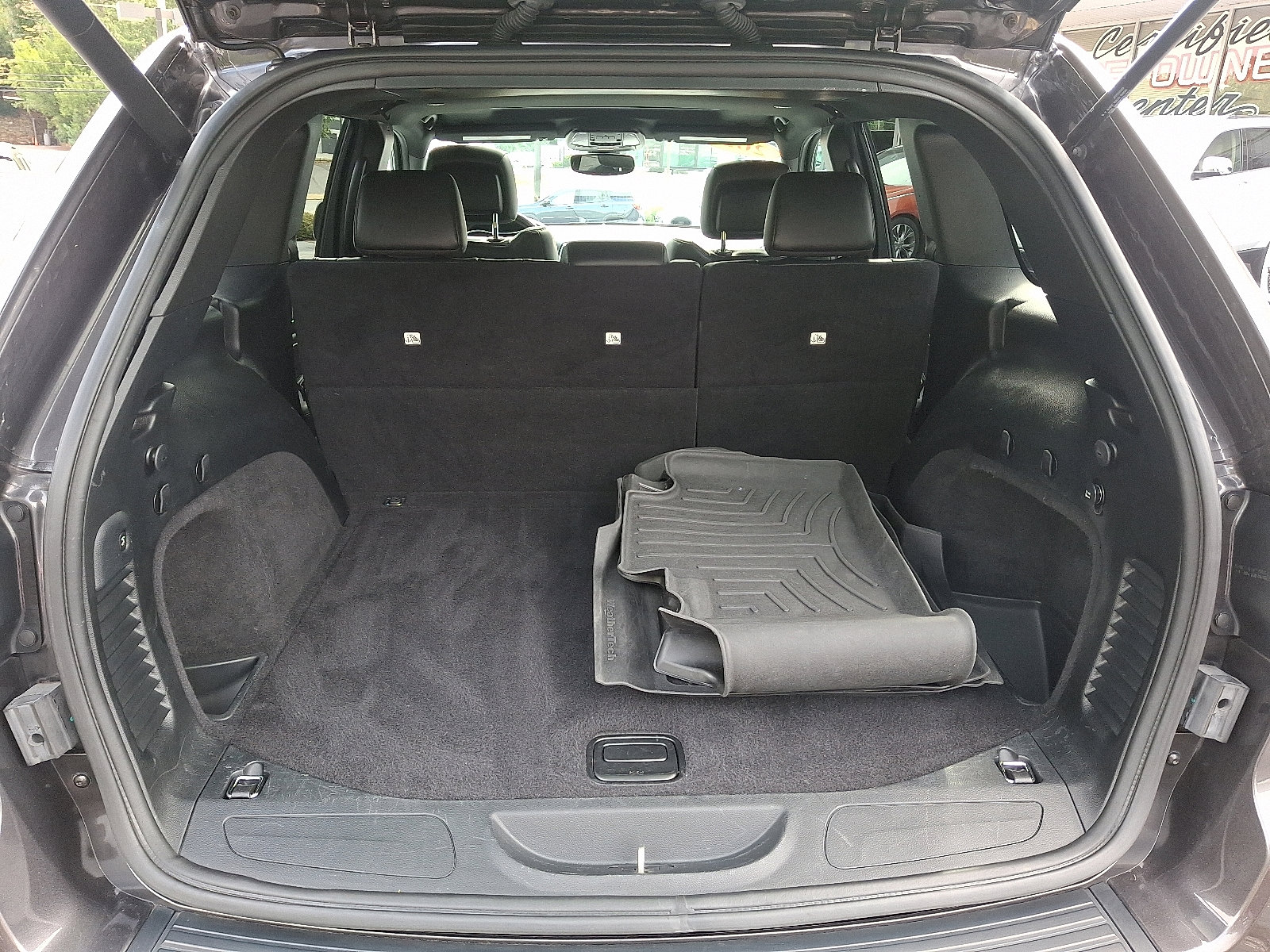 2020 Jeep Grand Cherokee Altitude photo 24