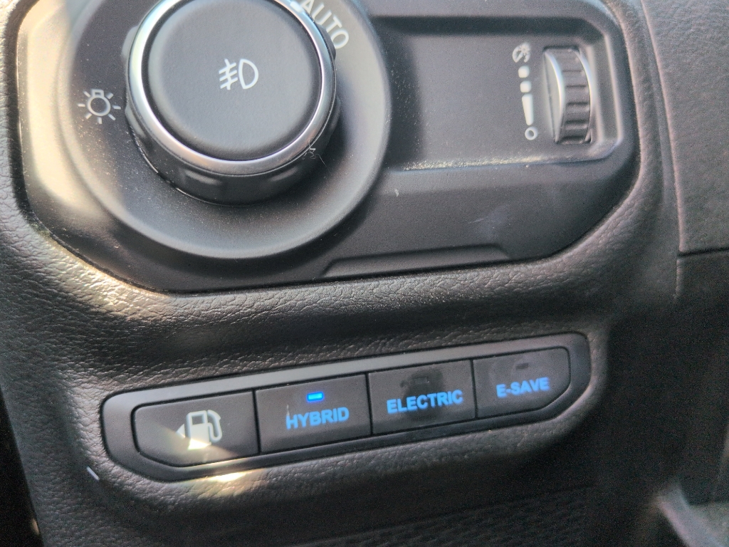 2023 Jeep Wrangler 4xe Rubicon photo 13